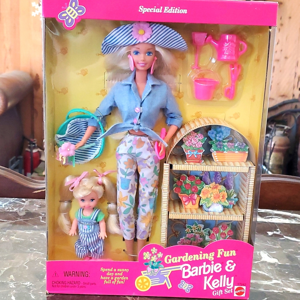 Gardening Fun Barbie and Kelly